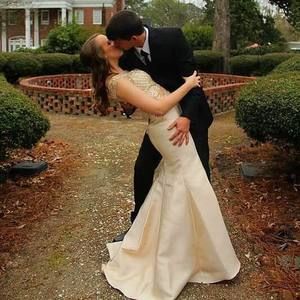 Meet your Posher, Hailey